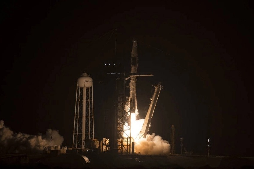 SpaceX launches 3 rockets in 36 hours
