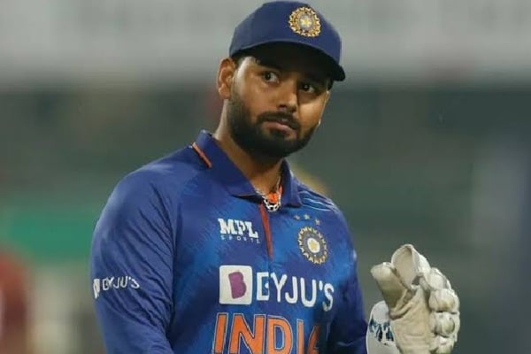 Rishabh pant to be named vice captain for england test despite failure in SA series