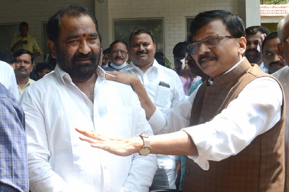 Shiv Sena prepared to walk out of MVA, 'if..': Raut to rebels