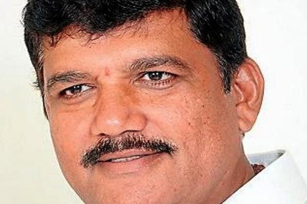 Guntur: Another notice served to Dhulipalla Trust