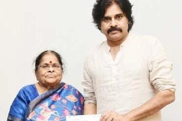 Pawan Kalyan's mother makes a donation for farmers in distress