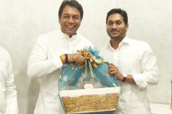 CM Jagan appreciates Mekapati Vikram Reddy