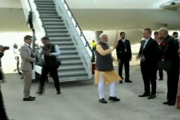 Modi leaves Germany and off to UAE