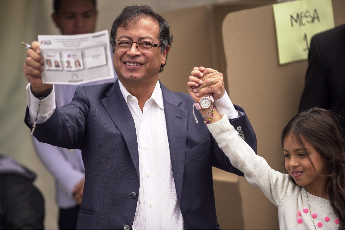 Colombian Prez-elect confirms renowned economist as Finance Minister