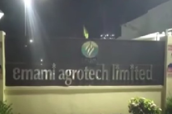 Nellore: 8 fall sick after inhaling toxic gas at Emami Agrotech in Krishnapatnam 