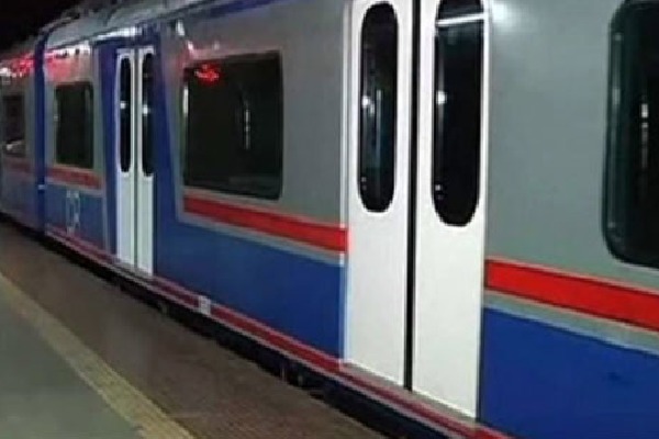 Former and sitting MPs train travel bill Rs 62 cr in past 5 years 