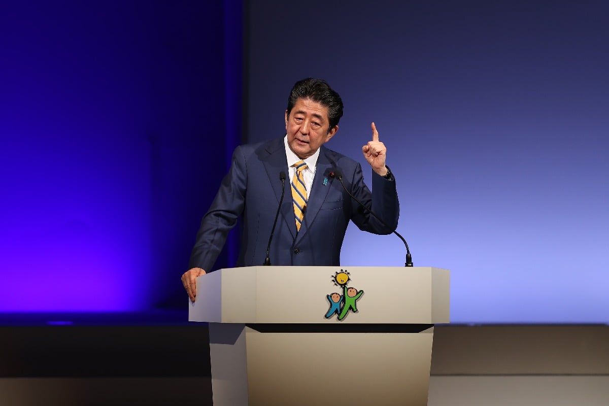 Shinzo Abe shows no life signs after being shot