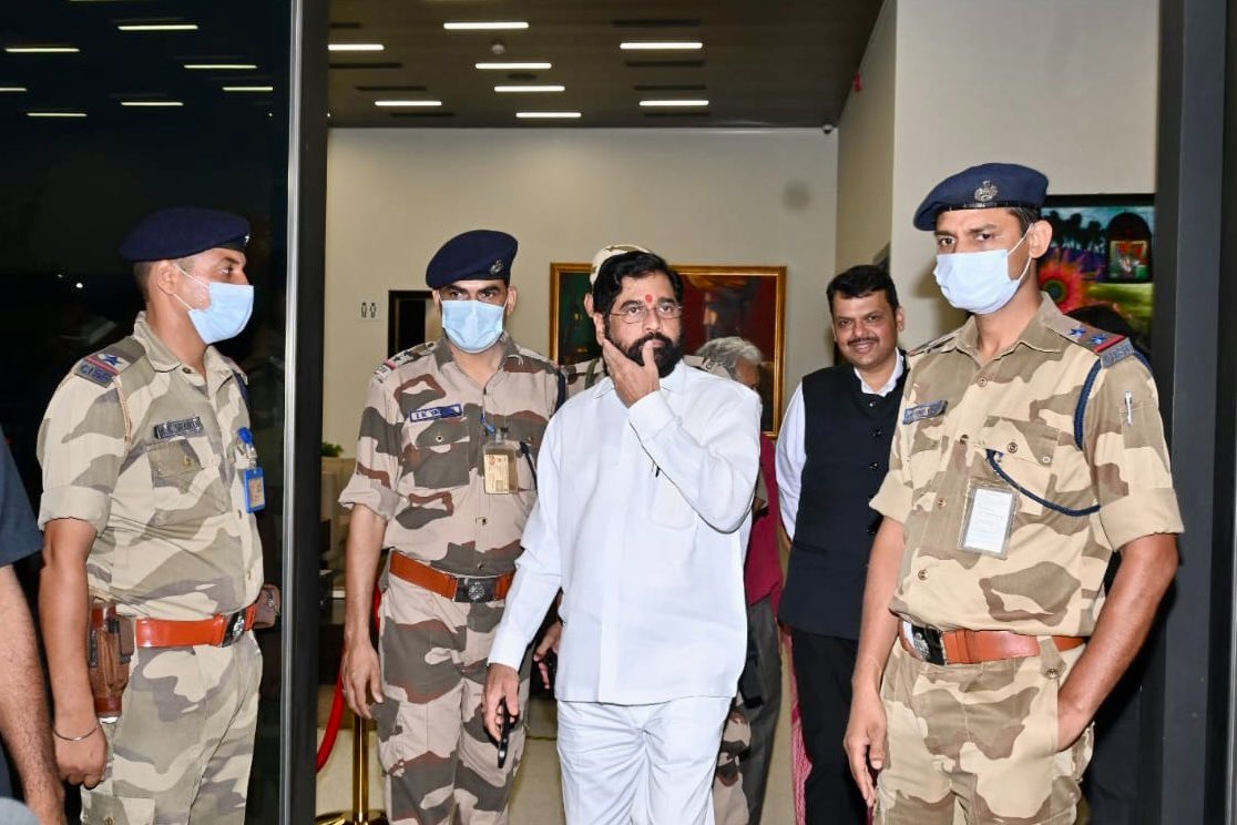 maharashtra cmshinde and deputy cm fadnavis reaches delhi