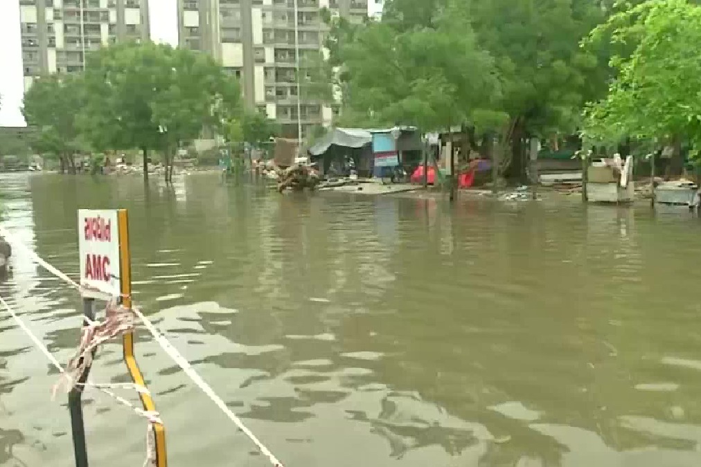 63 died due to floods in Gujarath