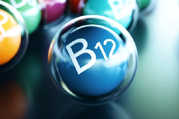 What happen with Vitamin B12 deficiency 