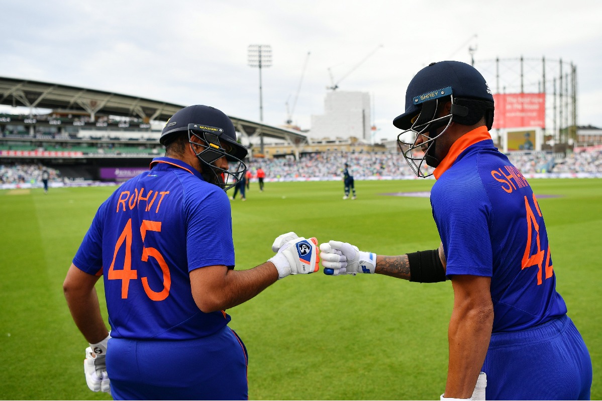 team india wins first odi against england with 10 wickets