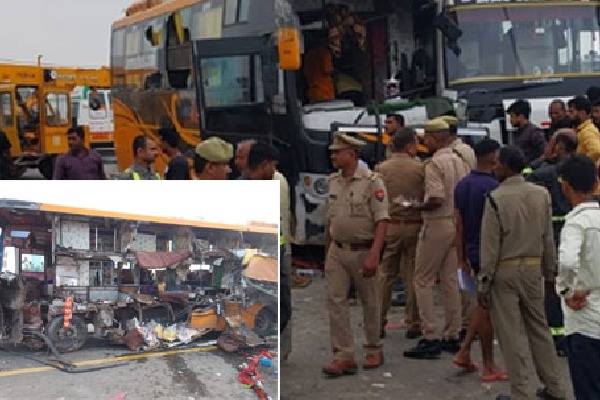 8 dead and several injured after 2 buses collide on UP