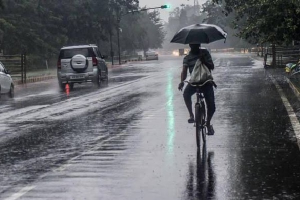 Meteorological department predicts moderate rains in several districts of AP tomorrow