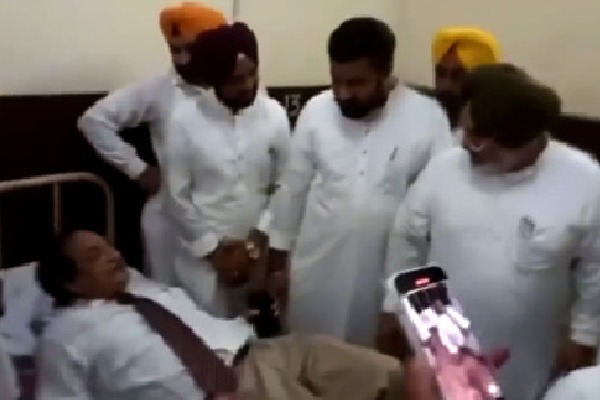 VC lays down on a condemned bed after AAP minster orders