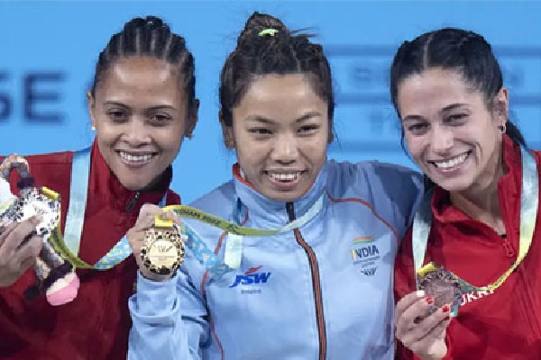 Mirabai Chanu Wins Gold In Womens 49kg Category in commonwealth games
