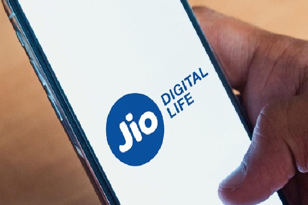 Reliance Jio postpaid plans offering free subscription to Netflix Amazon Prime and others 