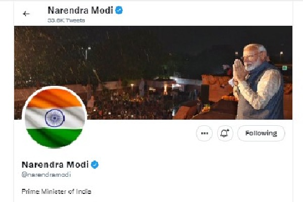 PM Modi changes display picture of his social media accounts