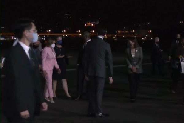 Nancy Pelosi arrives Taipe amidst China warnings