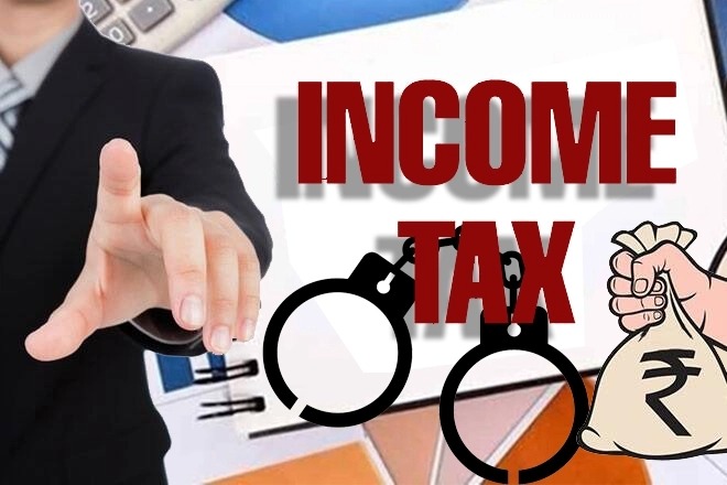 Income Tax dept finds unaccounted transactions over Rs 1K cr during searches