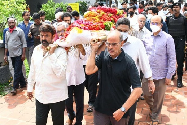 NTR daughter Umamaheswari funerals completed