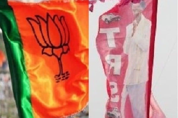 Tension in Telangana's Huzurabad as BJP, TRS workers clash