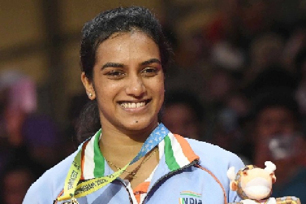 CWG 2022: India's badminton contingent returns home, Sindhu, Shetty receive warm welcome