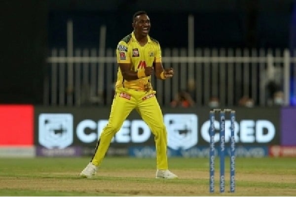 Dwayne Bravo becomes first-ever cricketer to scalp 600 wickets in T20 cricket