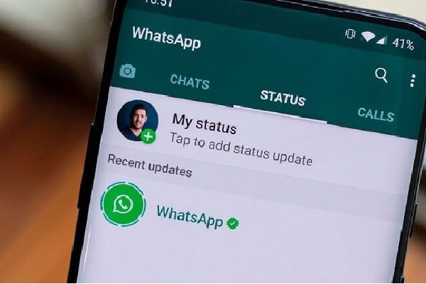 How to view someones WhatsApp Status without letting them know