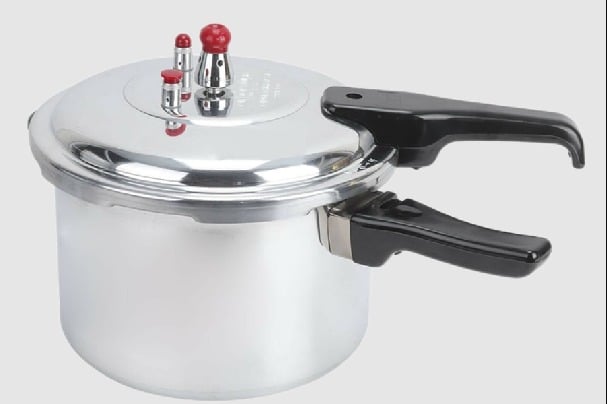 Flipkart to pay Rs lakh fine for selling sub standard pressure cookers
