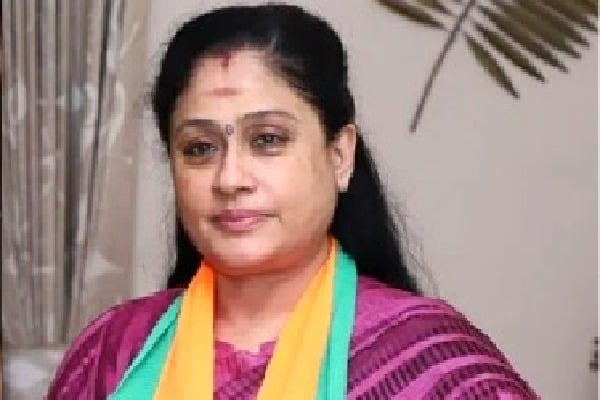 Vijayashanti expresses dissatisfaction with Telangana BJP leadership