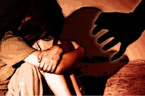 Mumbai woman gets 3 men to rape 11 year old Girl