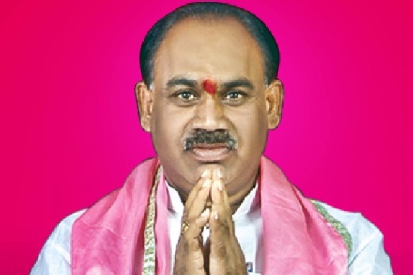 trs finalises kusukuntla prabhakar reddy as its candidate in munugodu bypoll