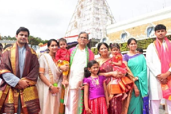CJI NV Ramana offers prayers to Tirumal Venkateswara Swamy