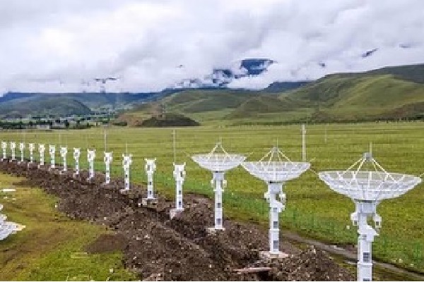 China establishes world biggest circular radio telescope array in Tibet Plateau 