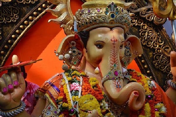 AP Endowment Commissioner condemns wrong campaign on Ganesh Idols