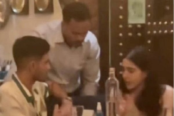 Sara Ali Khan spotted with Shubman Gill cricket and Bollywood fans react