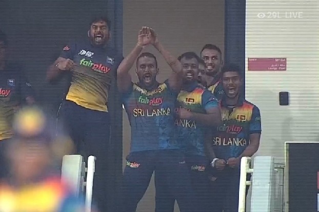 Sri Lanka cricketer Chamika Karunaratne trolls Bangladesh with naagin dance after making to Asia Cup Super 4