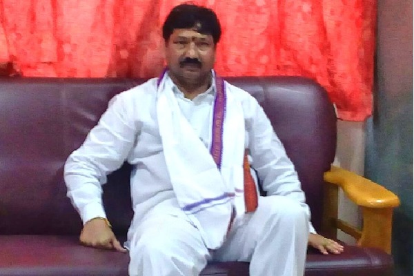 Minister Jogi Ramesh fires on Chandrababu
