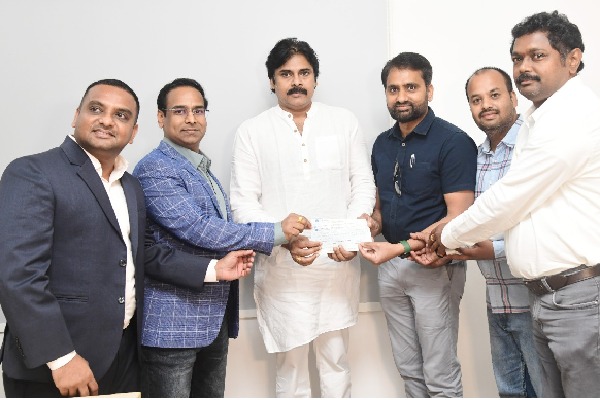 Australia Janasena team handed over RS 25 Lakhs donation to Pawan Kalyan