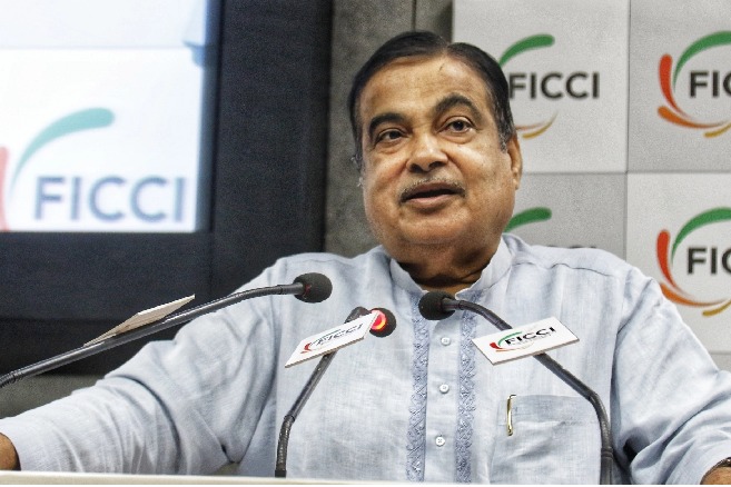 Government working on developing electric highways says Nitin gadkari
