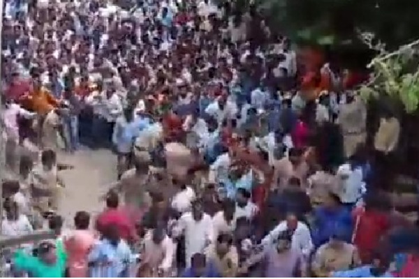 VRAs postpones strike in Telangana