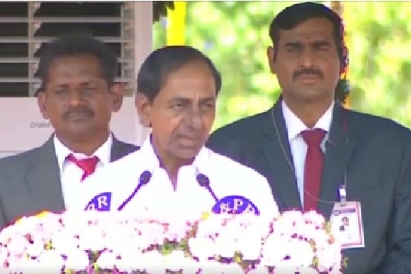 Religious forces conspiring to destabilise Telangana: CM KCR