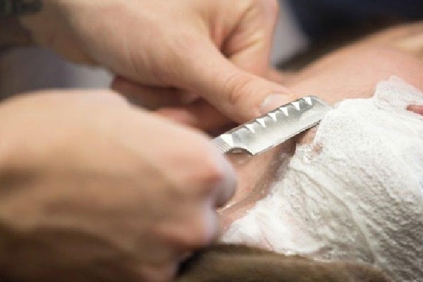 Barber and customer tiff turns violent both die 