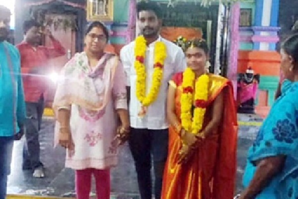 Tirupati woman organised husband marriage with his lover
