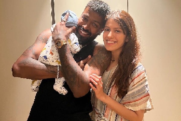 Hardik Pandya meets for the first time his wifes family on monday