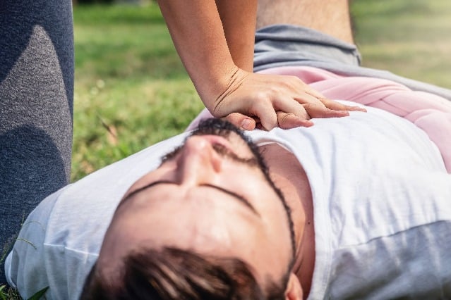 CPR can save 7 out of 10 cardiac arrest patients 