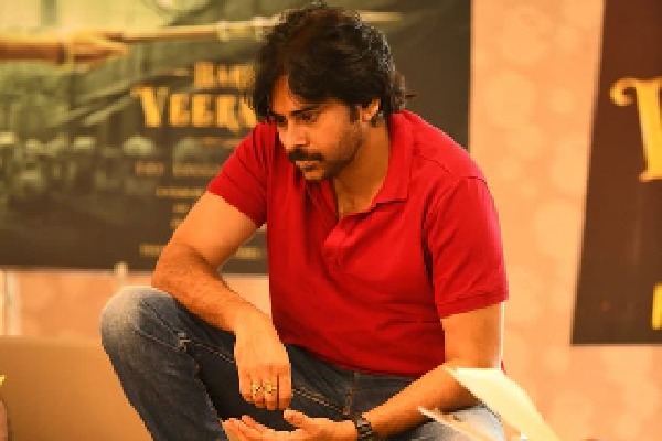 Bandla Ganesh in awe of Pawan Kalyan's looks; posts photos on social media