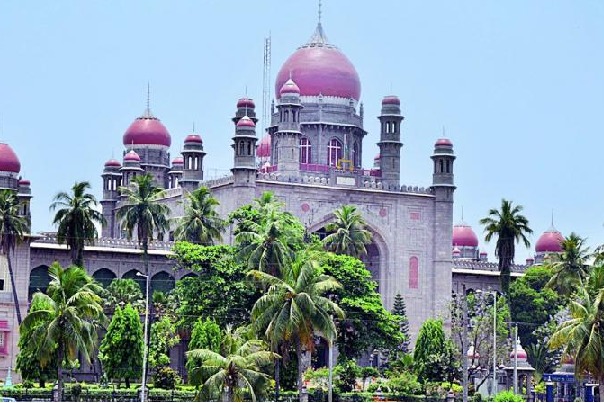 high court orders telangana govt over dsc 2008 candidates petition