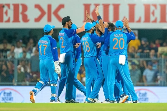 Team India beat SA by 16 runs and grabbed series 