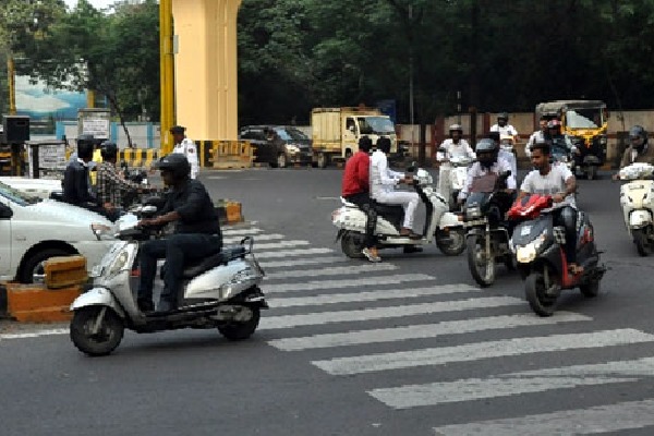 New traffic Rules Enforced From today Onwards in Hyderabadd